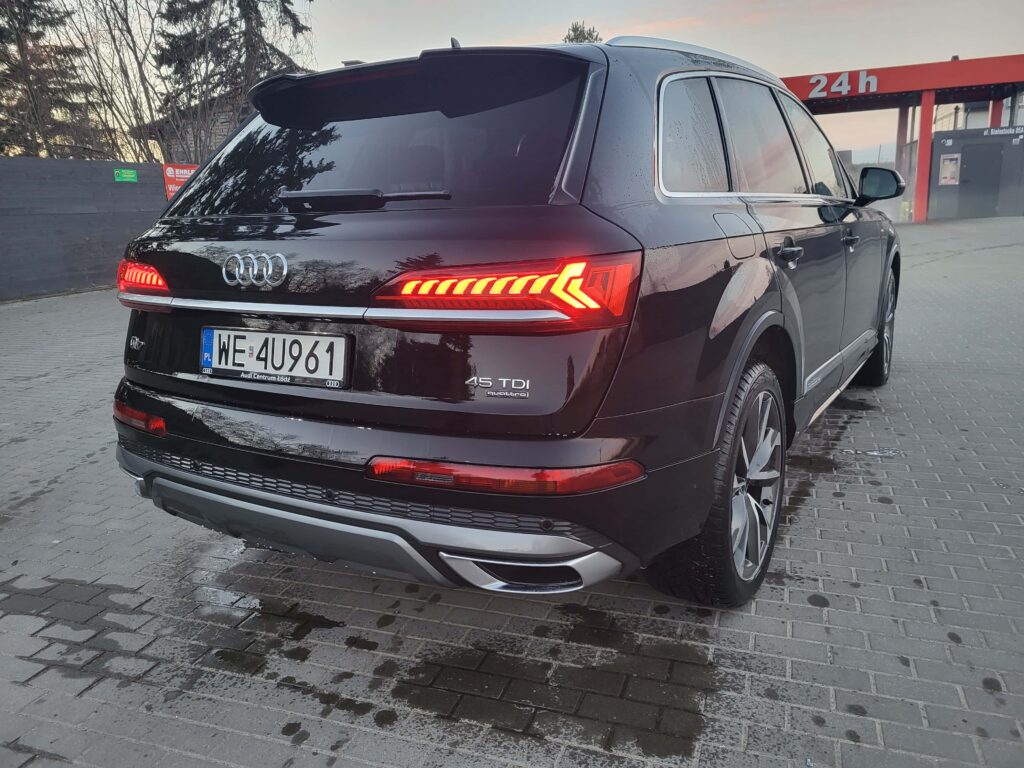 Audi Q7 WE4U9610