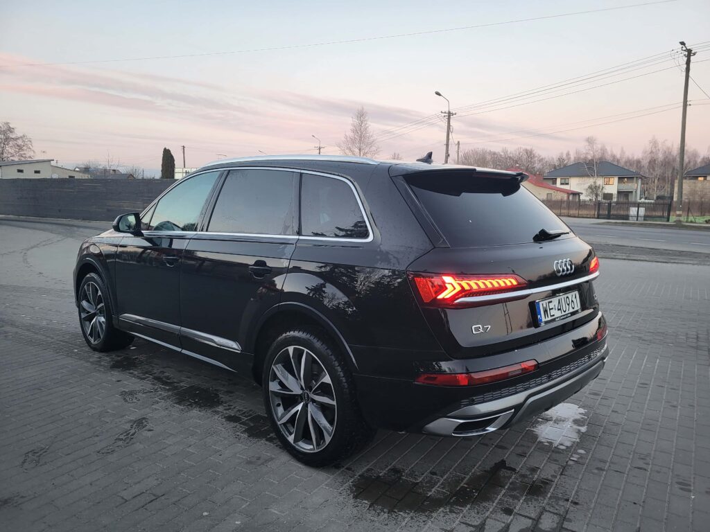 Audi Q7 WE4U9610