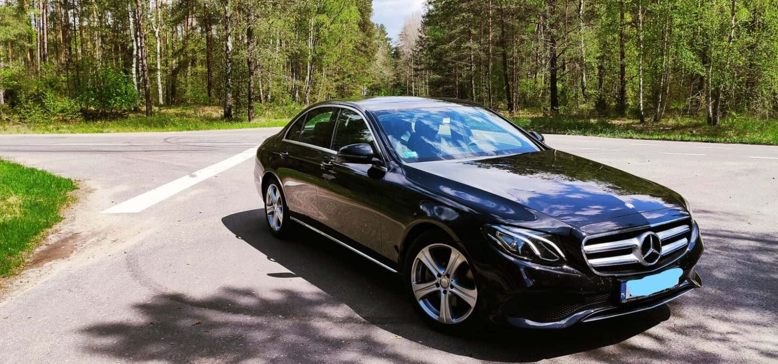 Mercedes-Benz E220D 2021874374