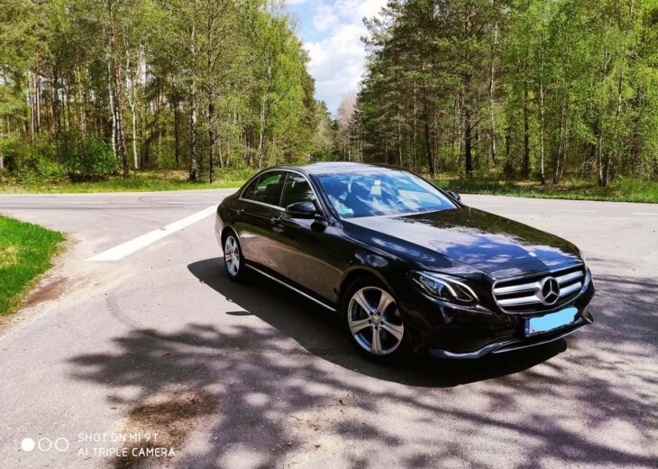 Mercedes-Benz E220D 2021874374